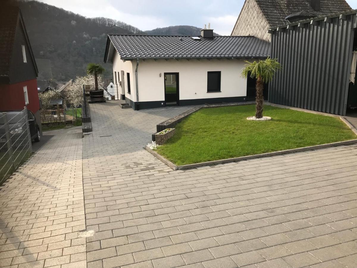 Ferienwohnung " Wein Unter Palmen " Neumagen-Dhron Eksteriør bilde