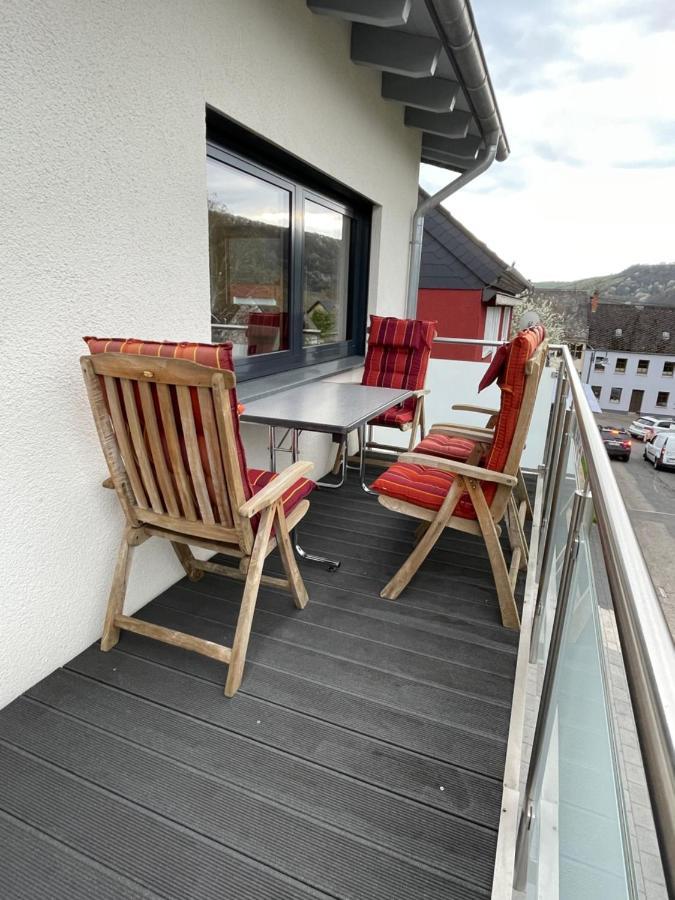 Ferienwohnung " Wein Unter Palmen " Neumagen-Dhron Eksteriør bilde